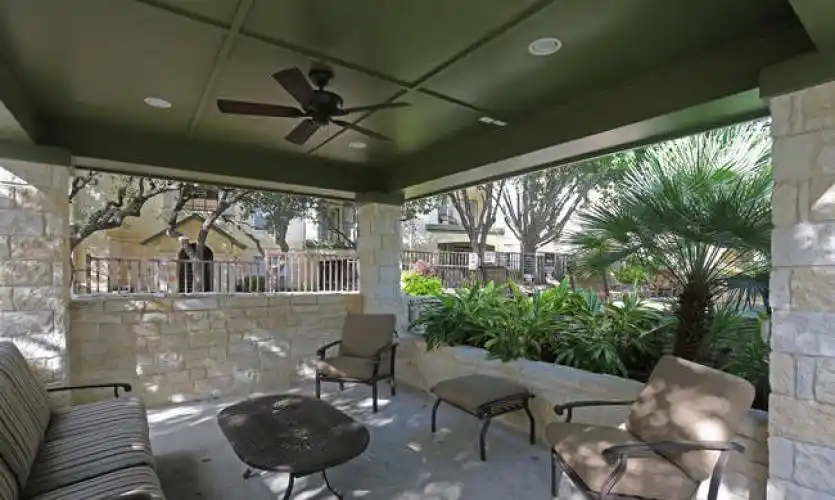 Rental by Apartment Wolf | Signature Ridge | 3711 Medical Dr, San Antonio, TX 78229 | apartmentwolf.com