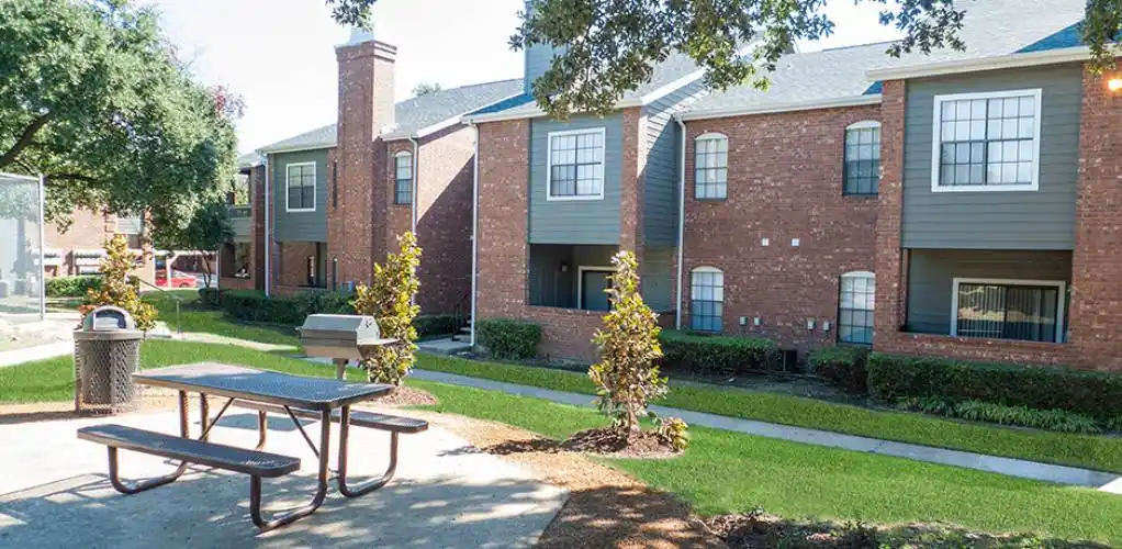 Rental by Apartment Wolf | Versailles Apartments | 4900 Pear Ridge Rd, Dallas, TX 75287 | apartmentwolf.com