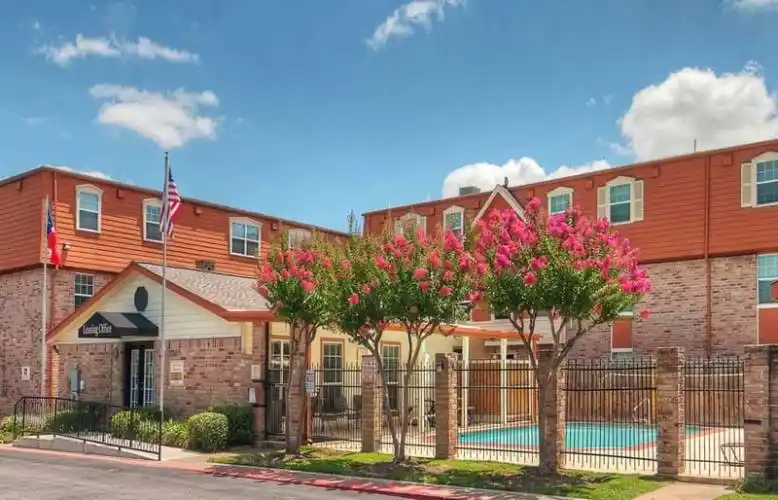 Rental by Apartment Wolf | Copper Ridge | 2216 E Harris Rd, Pasadena, TX 77506 | apartmentwolf.com