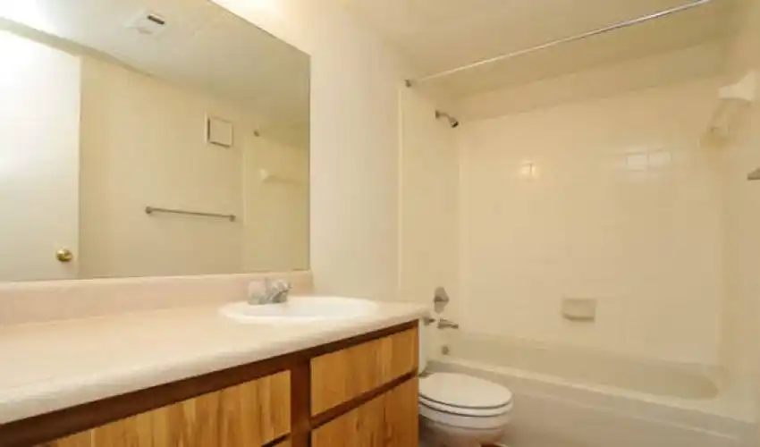 Rental by Apartment Wolf | Bridgeport | 5440 N Jim Miller Rd, Dallas, TX 75227 | apartmentwolf.com