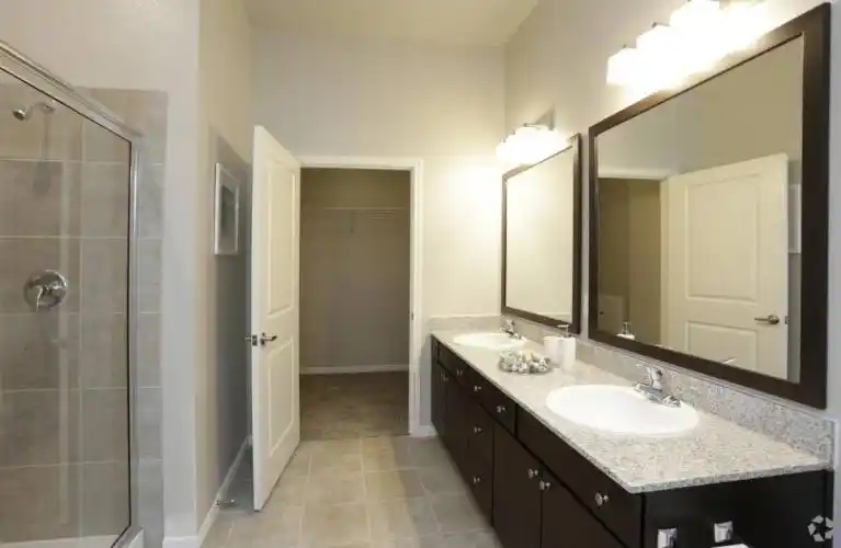 Rental by Apartment Wolf | Aspire At 610 | 8900 Lakes at 610 Dr, Houston, TX 77054 | apartmentwolf.com