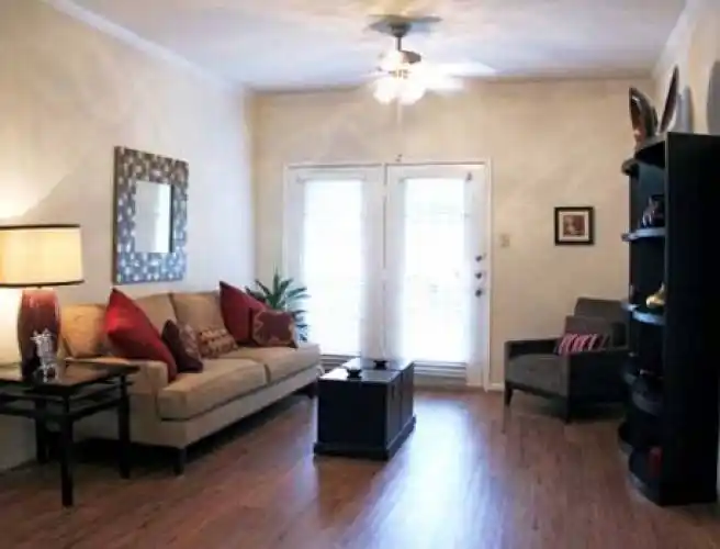 Rental by Apartment Wolf | The Inverness | 3133 Buffalo Speedway, Houston, TX 77098 | apartmentwolf.com