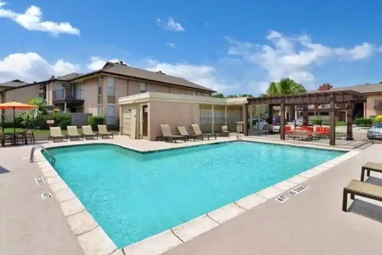 Rental by Apartment Wolf | Latitude 2976 Apartments | 201 Wilcrest Dr, Houston, TX 77042 | apartmentwolf.com