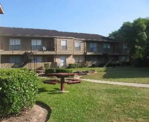 Rental by Apartment Wolf | Inwood Grove Apartment Homes | 7302 Alabonson Rd, Houston, TX 77088 | apartmentwolf.com