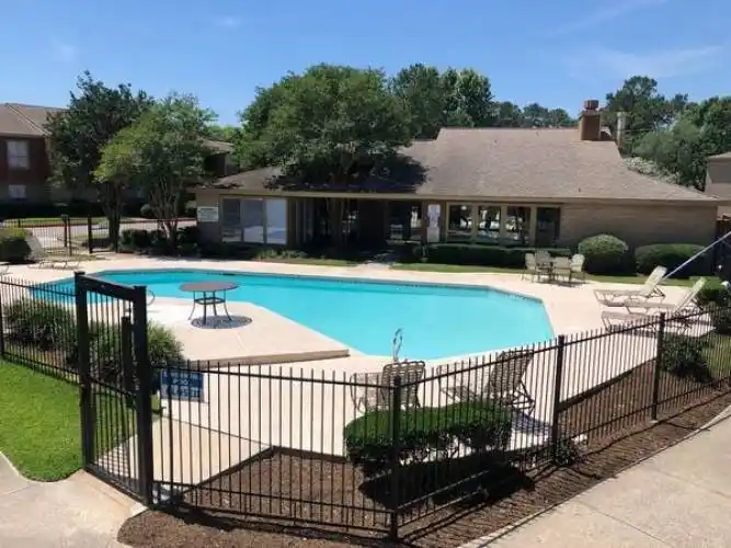 Rental by Apartment Wolf | Inwood Grove Apartment Homes | 7302 Alabonson Rd, Houston, TX 77088 | apartmentwolf.com