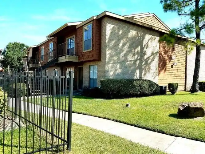 Rental by Apartment Wolf | Inwood Grove Apartment Homes | 7302 Alabonson Rd, Houston, TX 77088 | apartmentwolf.com