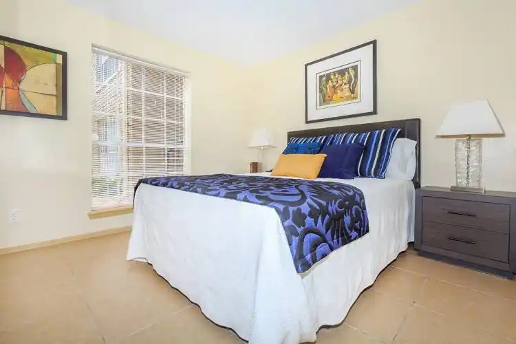 Rental by Apartment Wolf | Residence at Garden Oaks | 500 W Crosstimbers St, Houston, TX 77018 | apartmentwolf.com