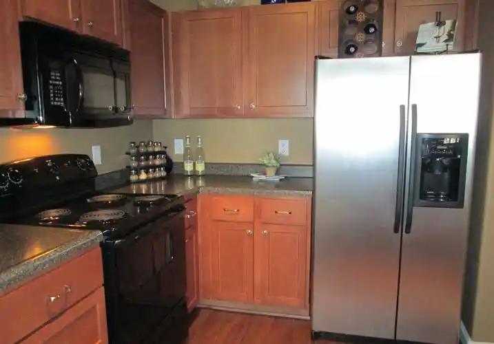 Rental by Apartment Wolf | Mustang Park Apartments | 4645 Plano Pky, Carrollton, TX 75010 | apartmentwolf.com