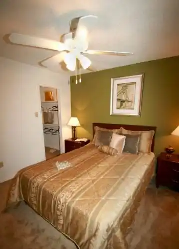 Rental by Apartment Wolf | Carrollton Oaks | 2500 Guerrero Dr, Carrollton, TX 75006 | apartmentwolf.com