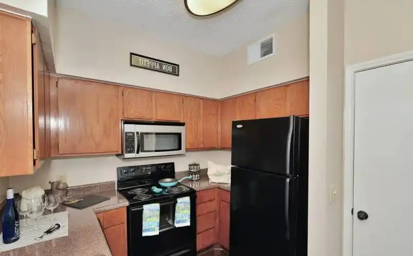 Rental by Apartment Wolf | The Tallows | 1602 E Frankfort Rd, Carrollton, TX 75007 | apartmentwolf.com