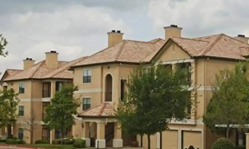 Rental by Apartment Wolf | The Lyndon | 7902 N MacArthur Blvd, Irving, TX 75063 | apartmentwolf.com