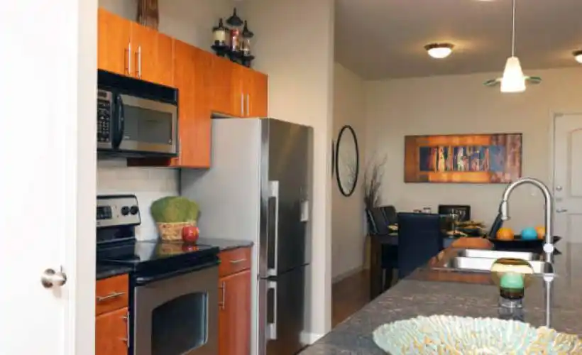 Rental by Apartment Wolf | Village On The Green | 5301 Alpha Rd, Dallas, TX 75240 | apartmentwolf.com