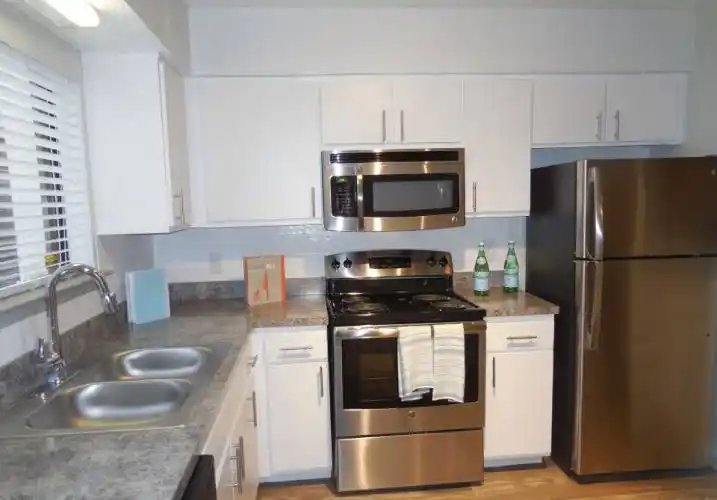 Rental by Apartment Wolf | Adair Off Addison | 15935 Bent Tree, Dallas, TX 75248 | apartmentwolf.com