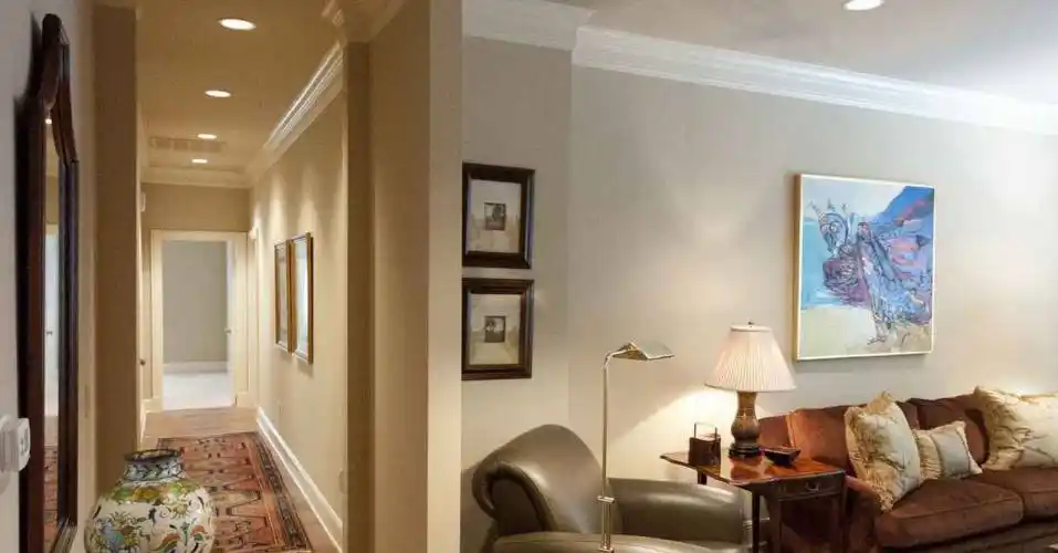 Rental by Apartment Wolf | Park Hollow Luxury Residences | 6635 Bandera Ave, Dallas, TX 75225 | apartmentwolf.com