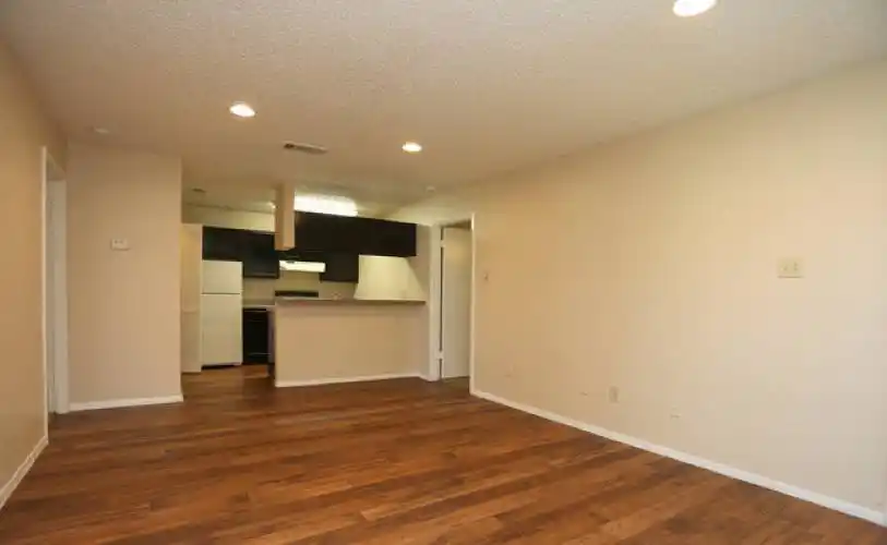 Rental by Apartment Wolf | Heather Ridge Apartments | 4030 Esters Rd, Irving, TX 75038 | apartmentwolf.com