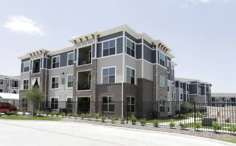 Rental by Apartment Wolf | Enclave at Westport | 13524 Alta Vista Rd, Roanoke, TX 76262 | apartmentwolf.com