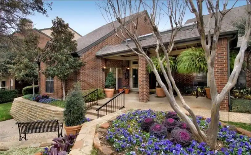 Rental by Apartment Wolf | Hyde Park at Valley Ranch | 10201 N Macarthur Blvd, Irving, TX 75063 | apartmentwolf.com