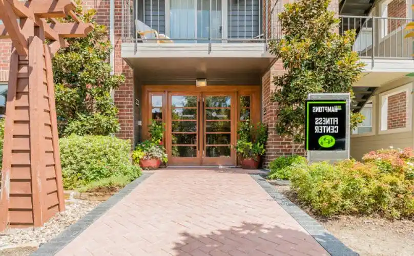 Rental by Apartment Wolf | The Hamptons | 18175 Midway Rd, Dallas, TX 75287 | apartmentwolf.com