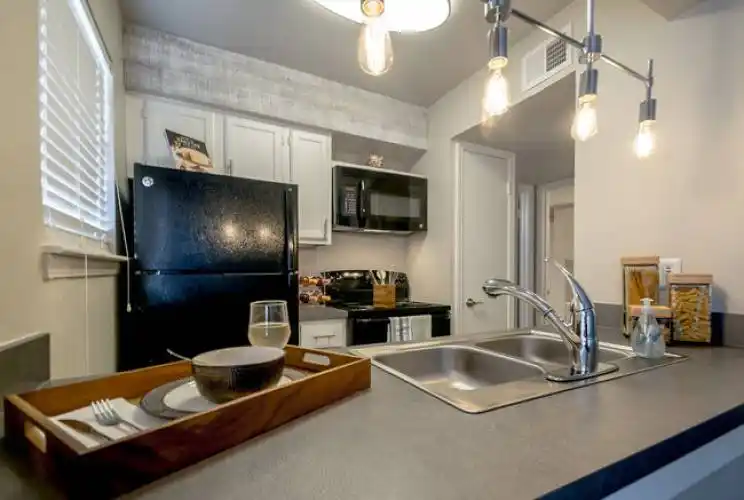 Rental by Apartment Wolf | The Hamptons | 18175 Midway Rd, Dallas, TX 75287 | apartmentwolf.com