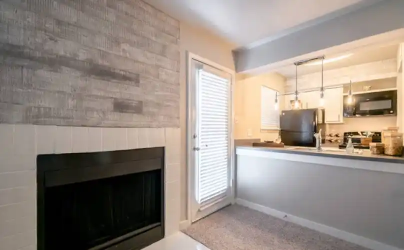 Rental by Apartment Wolf | The Hamptons | 18175 Midway Rd, Dallas, TX 75287 | apartmentwolf.com