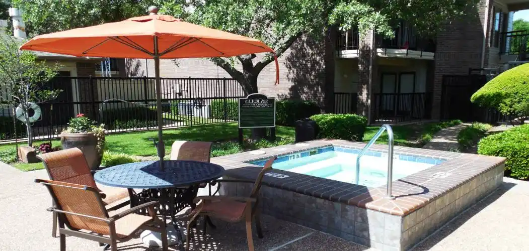 Rental by Apartment Wolf | Bent Tree Trails | 16300 Ledgemont Ln, Addison, TX 75001 | apartmentwolf.com