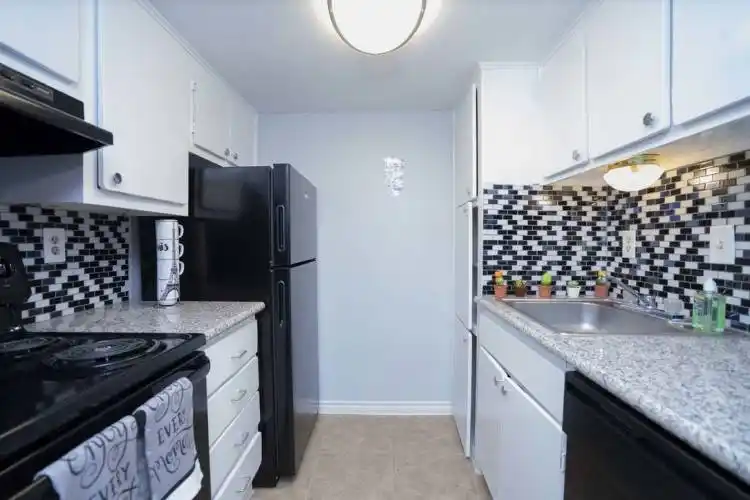 Rental by Apartment Wolf | La Primavera | 10000 Hammerly Blvd, Houston, TX 77080 | apartmentwolf.com