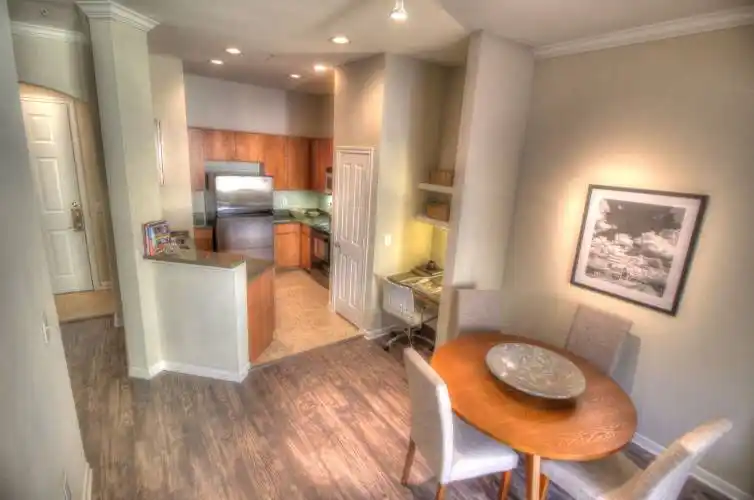 Rental by Apartment Wolf | Siena at Memorial Heights | 600 Studemont St, Houston, TX 77007 | apartmentwolf.com