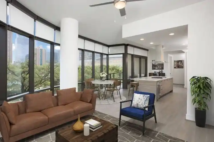 Rental by Apartment Wolf | Camden Downtown Houston | 1515 Austin, Houston, TX 77002 | apartmentwolf.com