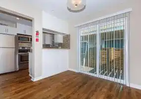 Rental by Apartment Wolf | Dominion at Oak Forest | 1001 Pinemont Dr, Houston, TX 77018 | apartmentwolf.com