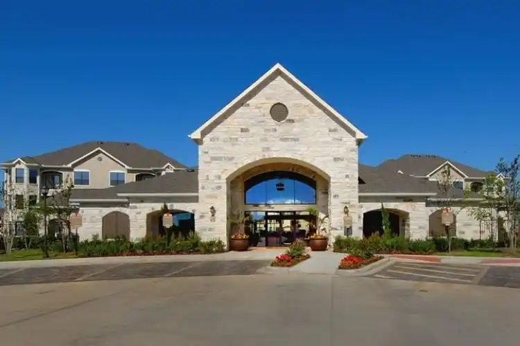 Rental by Apartment Wolf | Sommerall Station | 6777 Sommerall Dr, Houston, TX 77084 | apartmentwolf.com