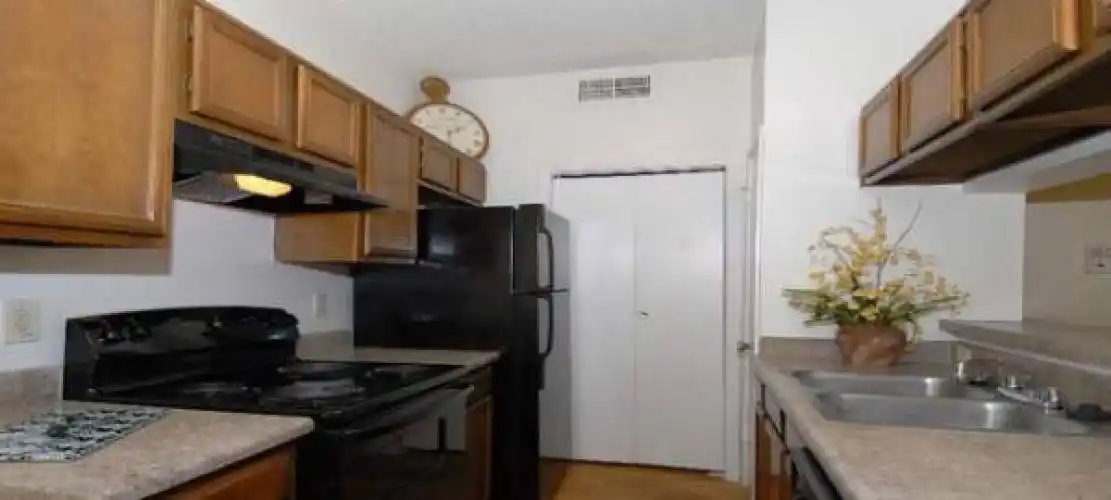 Rental by Apartment Wolf | Huntington Ridge | 821 S Polk, DeSoto, TX 75115 | apartmentwolf.com