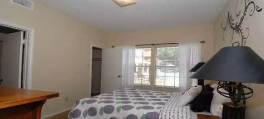 Rental by Apartment Wolf | Huntington Ridge | 821 S Polk, DeSoto, TX 75115 | apartmentwolf.com