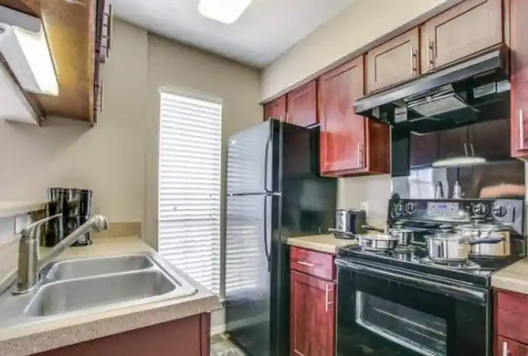 Rental by Apartment Wolf | Chateau on the River | 3301 River Park Ln S, Fort Worth, TX 76116 | apartmentwolf.com