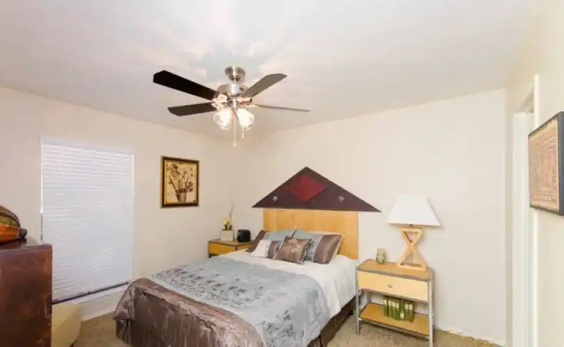 Rental by Apartment Wolf | Hulen Oaks | 5700 S Hulen St, Fort Worth, TX 76132 | apartmentwolf.com