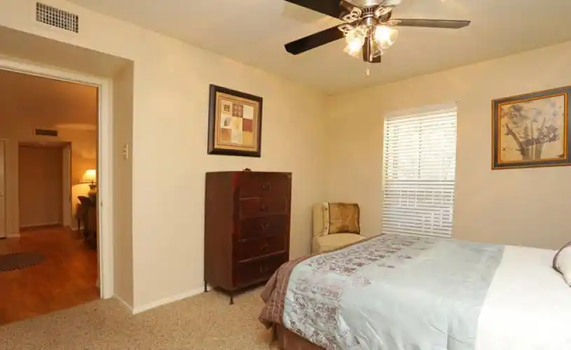 Rental by Apartment Wolf | Hulen Oaks | 5700 S Hulen St, Fort Worth, TX 76132 | apartmentwolf.com