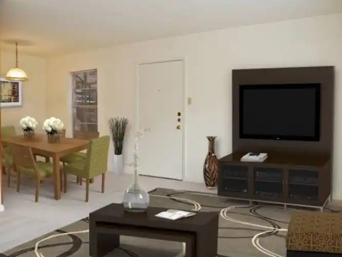 Rental by Apartment Wolf | Stratford House | 4010 Linkwood Dr, Houston, TX 77025 | apartmentwolf.com