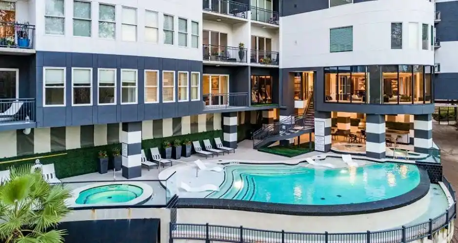 Rental by Apartment Wolf | Bayou on the Bend | 5201 Memorial Dr, Houston, TX 77007 | apartmentwolf.com