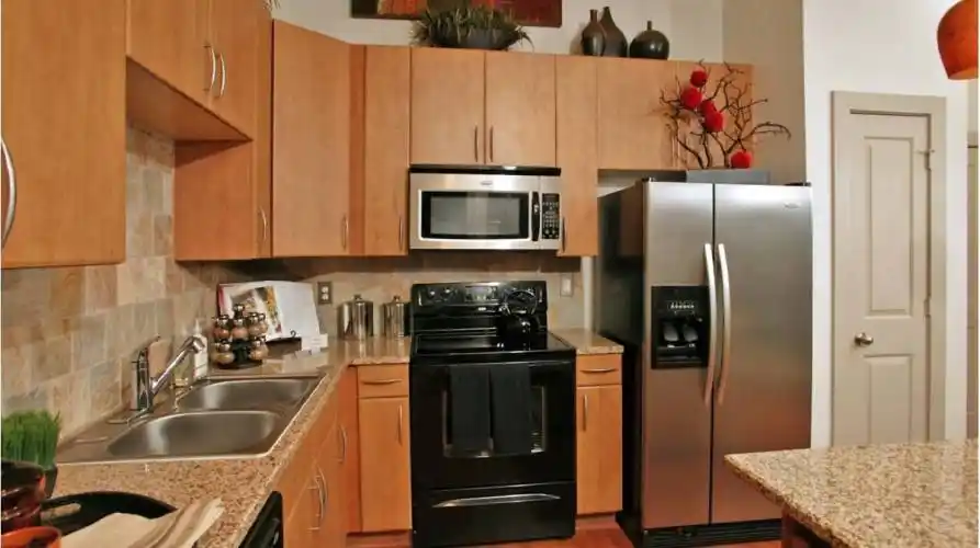 Rental by Apartment Wolf | West 18th Lofts | 2727 W 18th St, Houston, TX 77008 | apartmentwolf.com