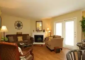 Rental by Apartment Wolf | Grand Seasons | 6069 Belt Line, Dallas, TX 75254 | apartmentwolf.com