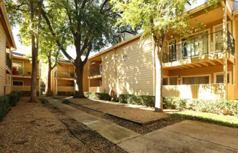 Rental by Apartment Wolf | Meadowcrest Apartments | 5200 Meadowcreek Dr, Dallas, TX 75248 | apartmentwolf.com