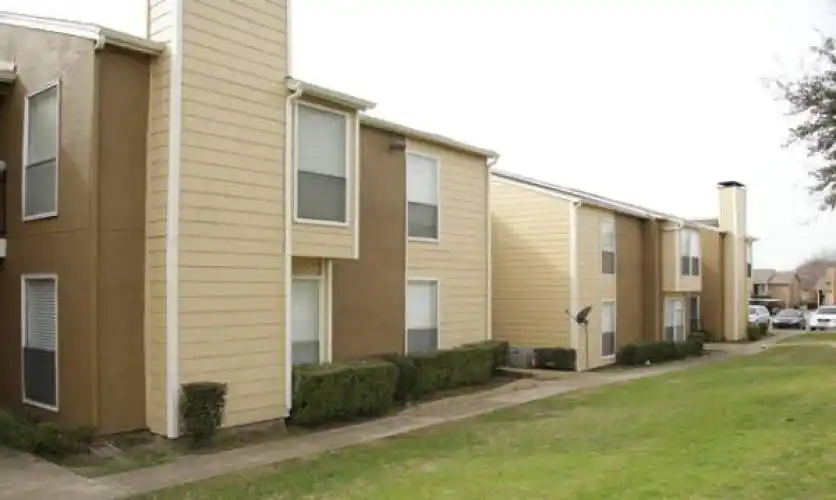 Rental by Apartment Wolf | St Croix Apartments | 12250 Abrams Rd, Dallas, TX 75243 | apartmentwolf.com