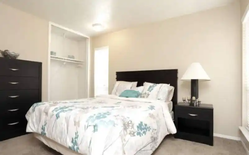 Rental by Apartment Wolf | Woodlands of Plano | 1370 Rigsbee Rd, Plano, TX 75074 | apartmentwolf.com