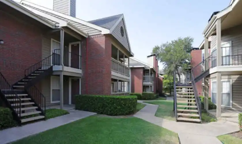 Rental by Apartment Wolf | Pear Ridge | 4753 Old Bent Tree Ln, Dallas, TX 75287 | apartmentwolf.com