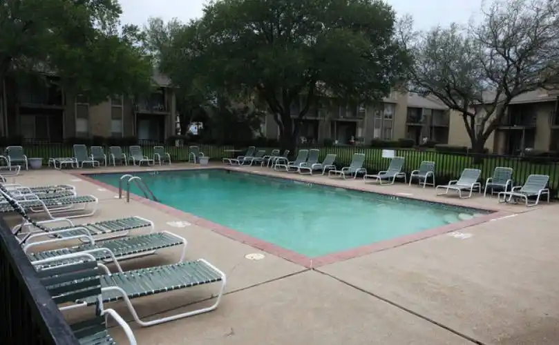 Rental by Apartment Wolf | Country Square | 3015 Country Square Dr, Carrollton, TX 75006 | apartmentwolf.com