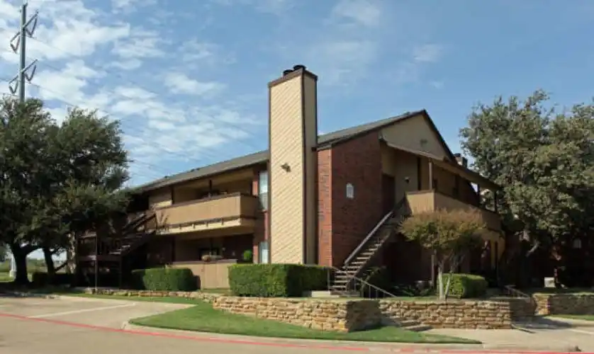 Rental by Apartment Wolf | Oakhaven Apartments | 3330 Country Square Dr, Carrollton, TX 75006 | apartmentwolf.com