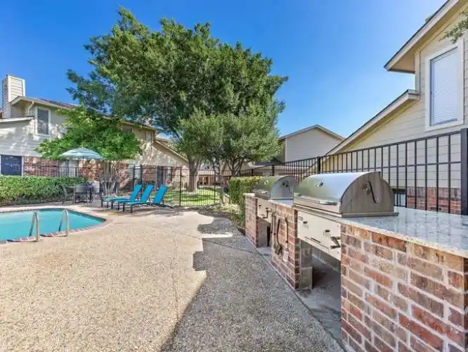 Rental by Apartment Wolf | Galleria Townhomes | 1737 E Frankford Rd, Carrollton, TX 75007 | apartmentwolf.com