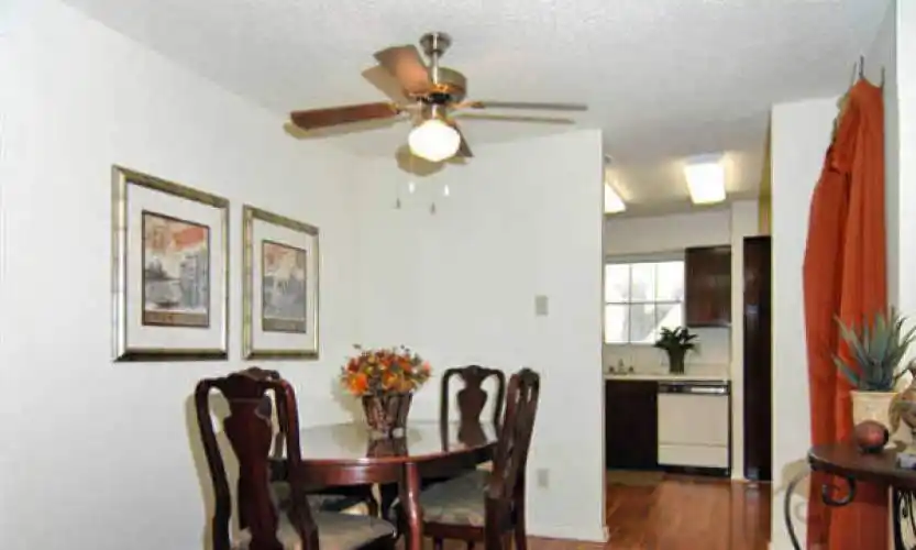 Rental by Apartment Wolf | Trinity Crossing | 2522 E Trinity Mills Rd, Carrollton, TX 75006 | apartmentwolf.com