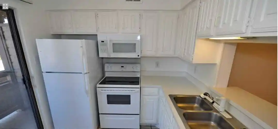 Rental by Apartment Wolf | Lakehill Townhomes | 2610 Lakehill Ln, Carrollton, TX 75006 | apartmentwolf.com