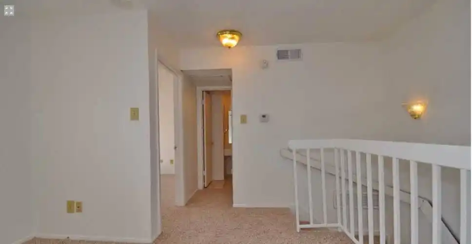 Rental by Apartment Wolf | Lakehill Townhomes | 2610 Lakehill Ln, Carrollton, TX 75006 | apartmentwolf.com