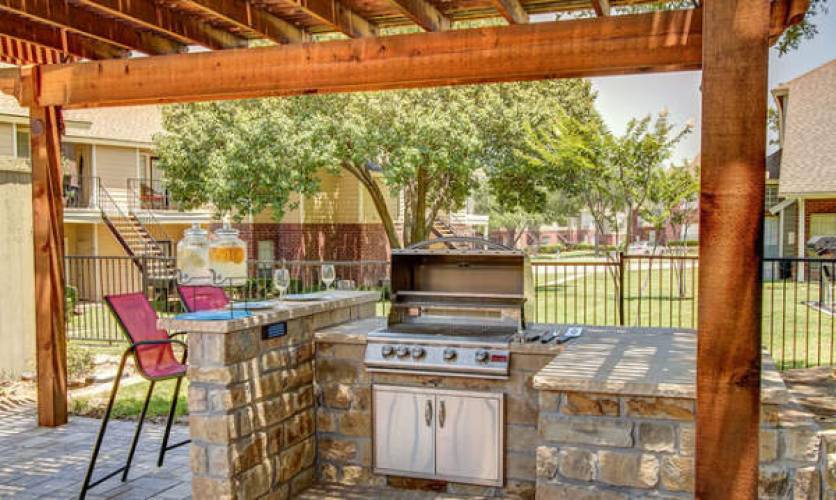 Rental by Apartment Wolf | Villas of Josey Ranch | 2050 Keller Springs Rd, Carrollton, TX 75006 | apartmentwolf.com